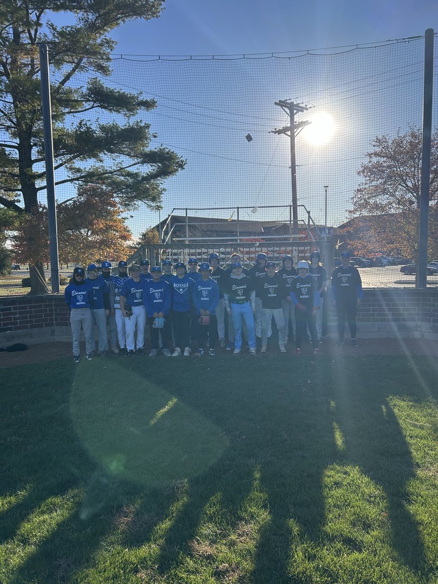 Team Blue takes game one of the 2025 Fall Classic by a score of 5-1.