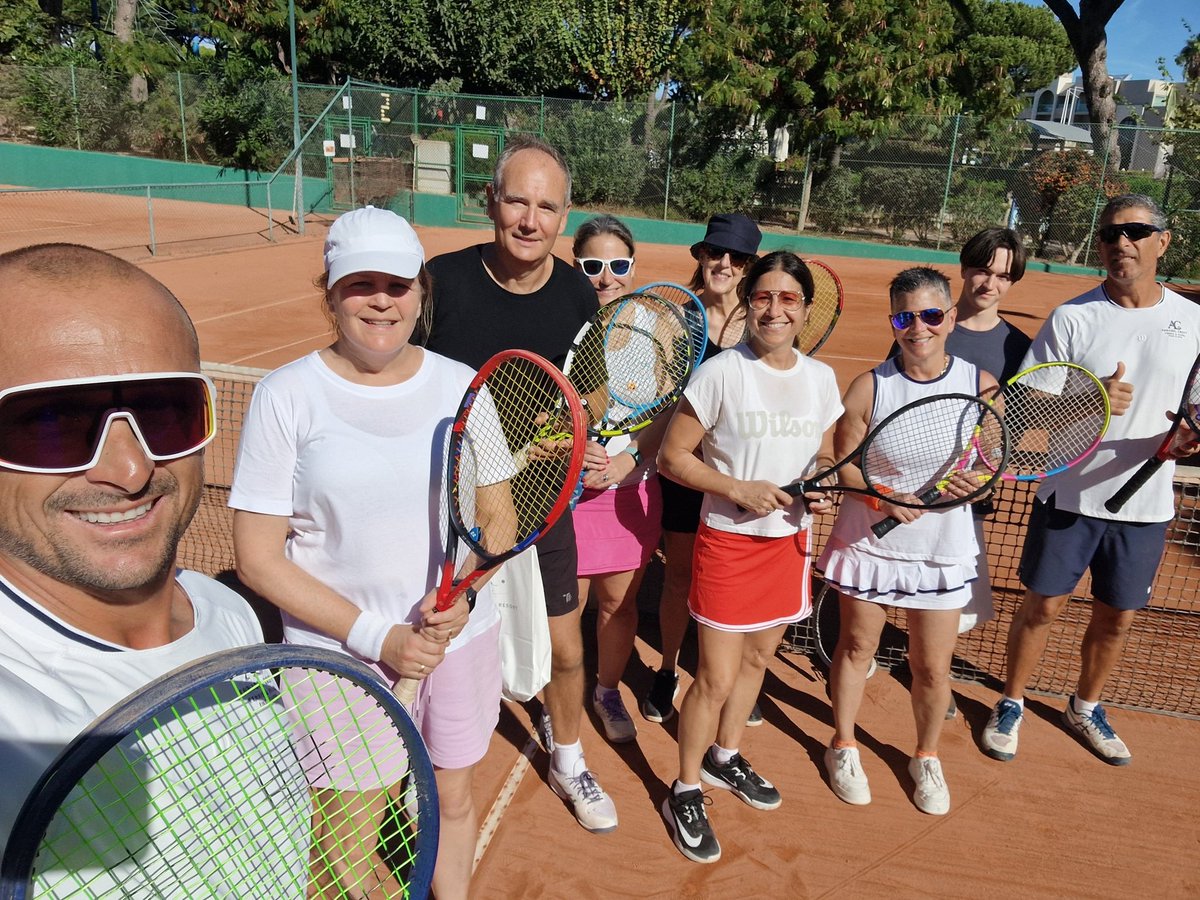 CroftTennis's tweet image. Energy. Teamwork. Great tennis. 💪

Another fantastic session at Annabel Croft Tennis Academy - where fun meets improvement! 🎾

 #LearnPlayLoveTennis ❤️
#TennisLife #GameSetMatch