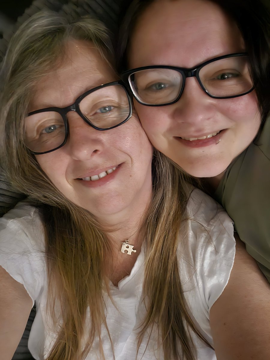 Love you gurl <a href="/lindaarella/">Linda</a>