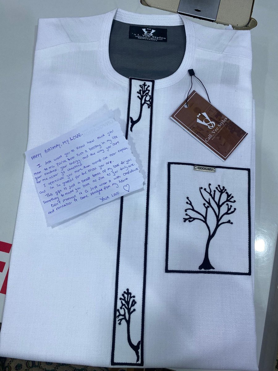 callveestyles's tweet photo. She spoke love. We translated it into elegance.

Check out the detailed kaftan crafted with love 🤎
Delivery made earlier today 🤭🥰 https://t.co/cBvk9oJrYR
