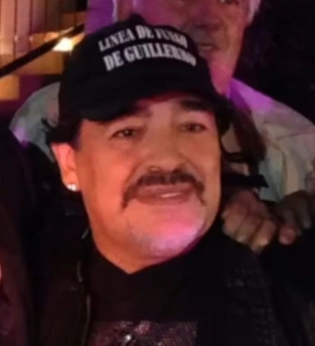 LÍNEA DE FUEGO DE GUILLERMO
COMO EL DIEGO