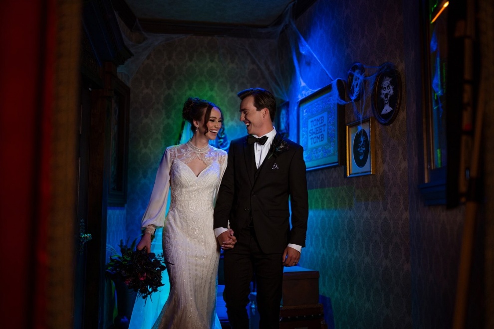 The Post FMGN-Turismo

Haunted Mansion Parlor: un lugar encantadopara decir “Sí, acepto” en el barco de Disney Cruise Lines thepostarg.com/turismo/haunte… <a href="/DisneyCruise/">Disney Cruise Line</a> <a href="/DisneyStudios/">Walt Disney Studios</a> #hauntedmansionparlor #casarse #casarseenbarco #Disney #FMGNPress <a href="/ArielFerrero/">Ariel Ferrero 🇦🇷 (אריאל)</a> #ThePostArg #SunnyNews