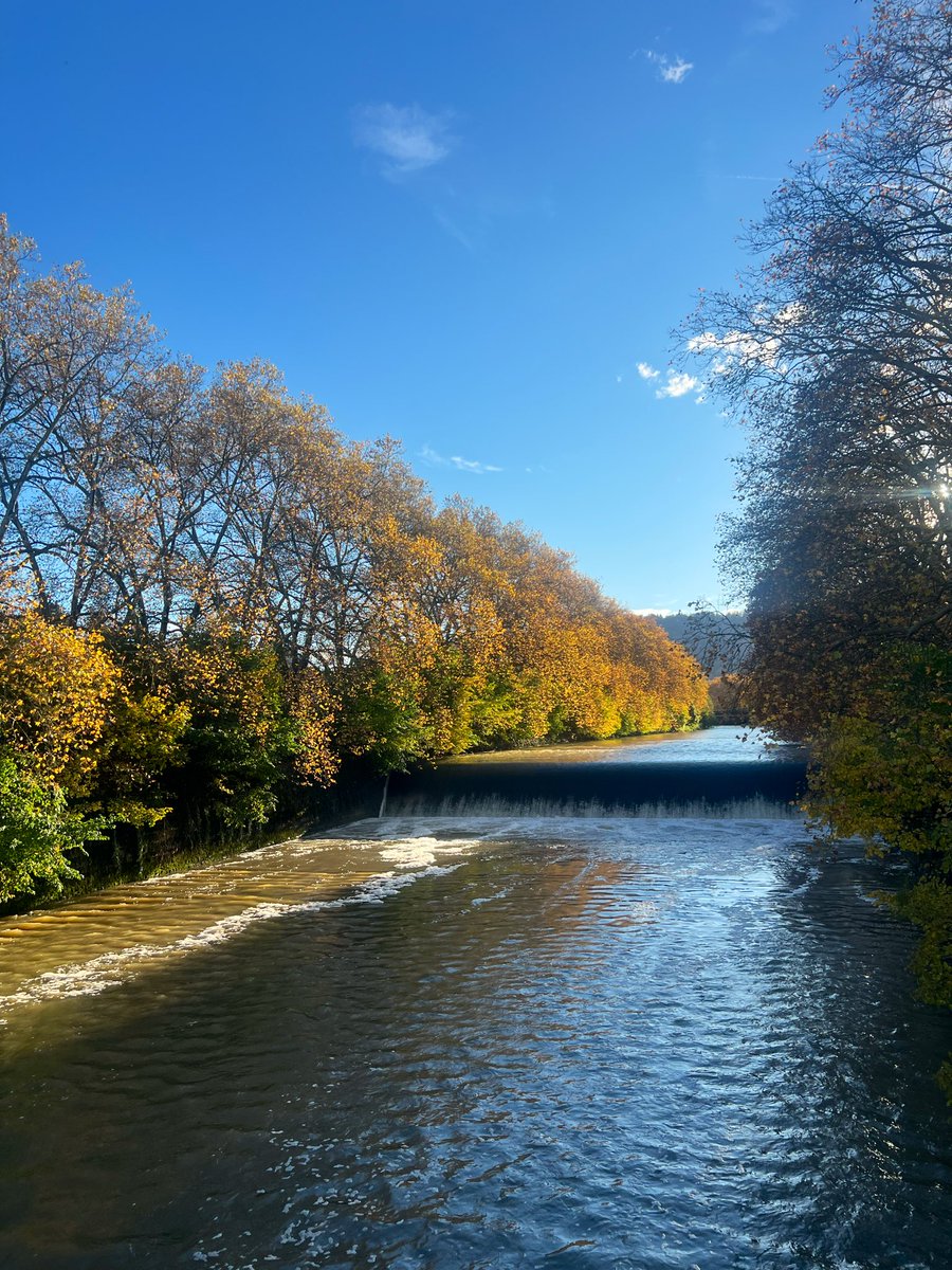 RalfBox's tweet image. Nice views from Zürich. #goldenleavescon starts tomorrow!