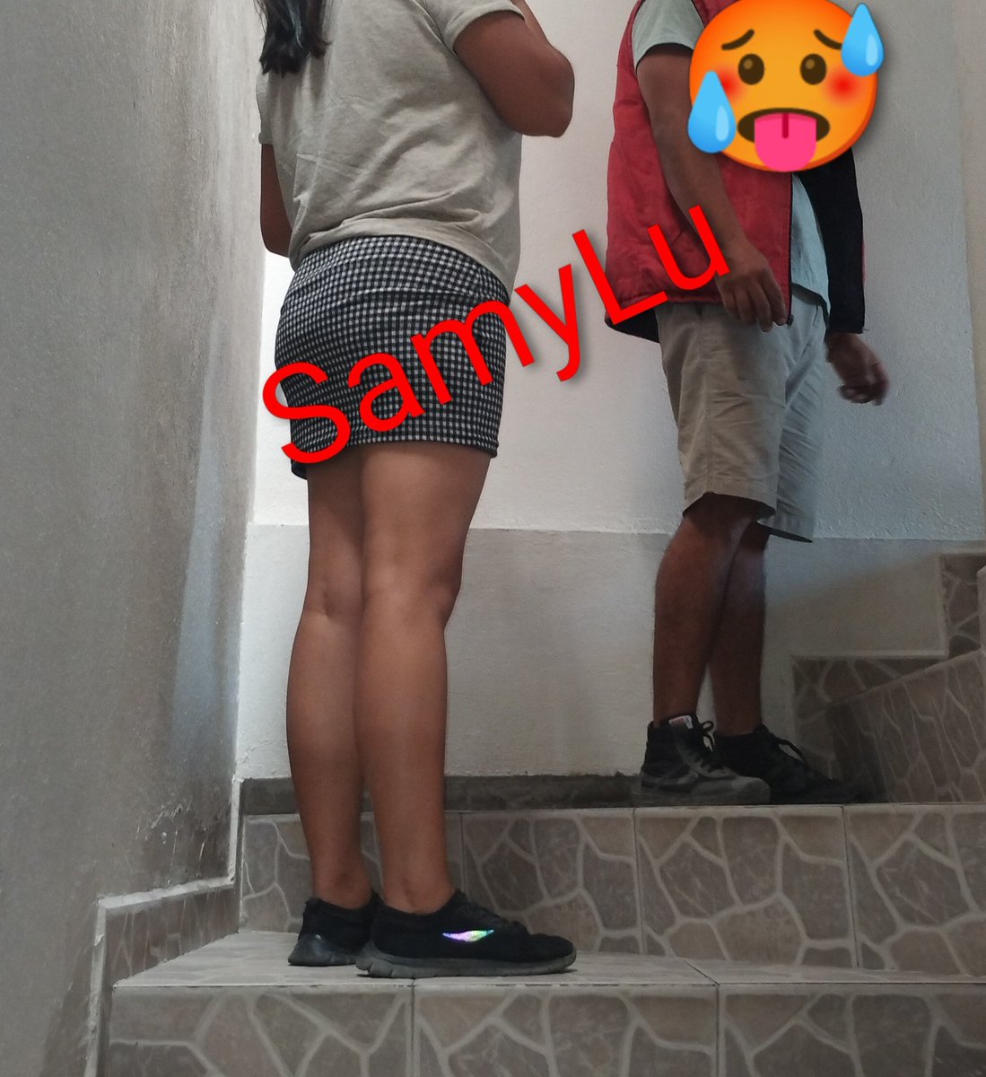 Aquí llegando al hotel con nuestro nuevo amigo 😋🥵😈