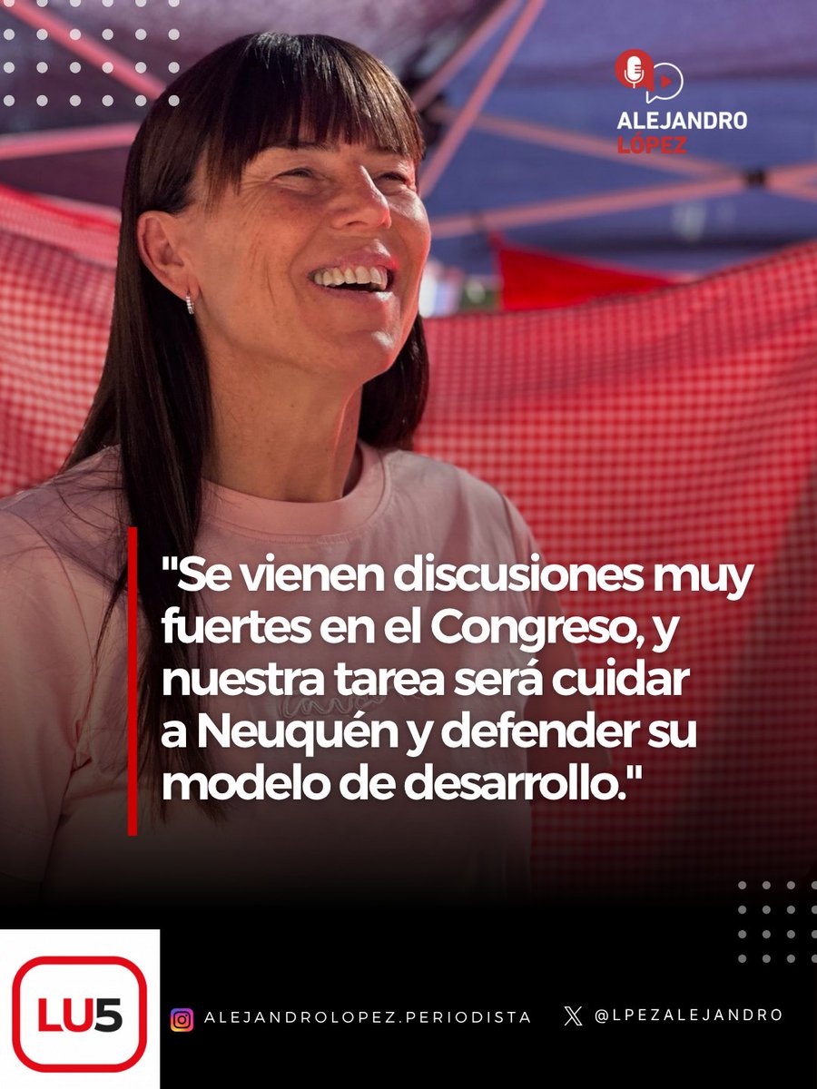 LpezAlejandro's tweet photo. ⭕ #AlFinalDeTodo

🎙️@julietacorroza | Ministra de Desarrollo Humano, Gobiernos Locales y Mujeres. Senadora electa por #LaNeuquinidad.

🗣️ Fue una campaña de mucho aprendizaje, con un rol nuevo para mí, desde la candidatura y no tanto desde la coordinación territorial.

🗣️ Las elecciones de medio término siempre son difíciles para los partidos provinciales porque se nacionalizan y se polarizan.

🗣️ #Rolo fue muy prudente y siempre dijo que #LaLibertadAvanza iba a polarizar la elección; nuestro desafío era mantenernos como una fuerza competente.

🗣️ Hicimos una gran elección; en comparación con otras provincias patagónicas, logramos mantener representación en el #Congreso, algo muy valioso.

🗣️ Lo que más me responsabiliza es defender la neuquinidad, representar a los neuquinos y neuquinas en los temas que impactan directamente en su vida.

🗣️ No vamos a acompañar ninguna reforma que toque los derechos de los trabajadores.

🗣️ #Neuquen ha demostrado que se puede trabajar con las empresas cuidando a los trabajadores y generando empleo local.

🗣️ No vamos a tocar ningún derecho de nuestros jubilados ni aceptar el traspaso de la caja previsional.

🗣️ Se vienen discusiones muy fuertes en el Congreso, y nuestra tarea será cuidar a Neuquén y defender su modelo de desarrollo.

📻 @LU5AM600