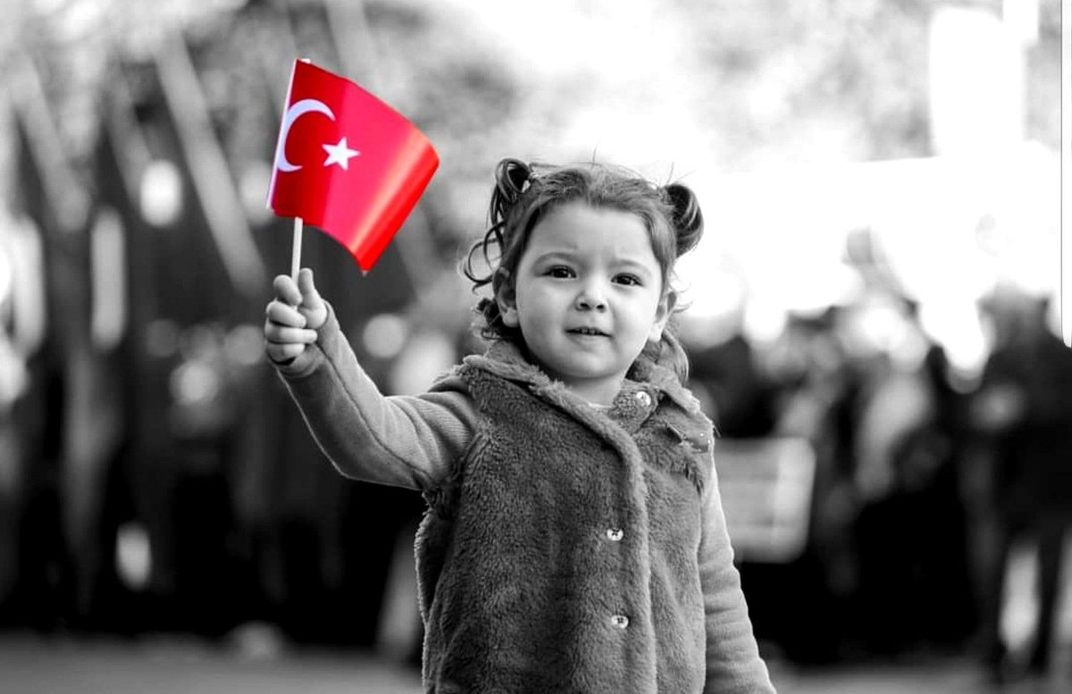 adım millet,
soyadım cumhuriyet...