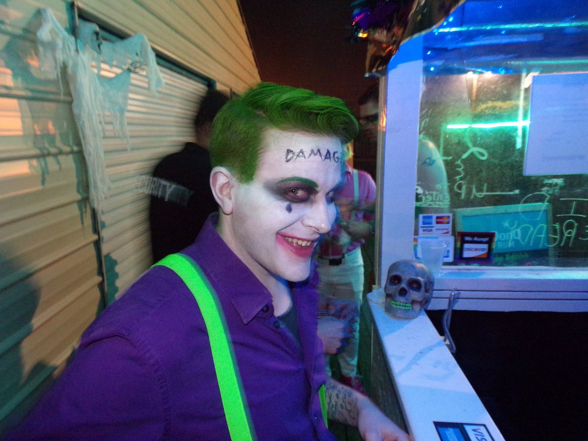 MetropolisAug's tweet photo. 🎃👻 HALLOWEEN TAKEOVER at Metropolis Complex!
Enter... if you dare 😈 The Halloween Costume Contest at Edge Night Club is THIS weekend!
💰 $500 top prize 🏨 Rooms open at Metropolis Complex ☎️call 706-722-1155
#GayTravel #MetropolisComplex #EdgeNightClub #LGBTQNightlife 🏳️🌈 https://t.co/IRTsu74gpW