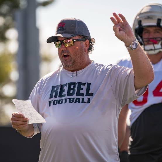 Derick Larper - UNLV AD tweet media