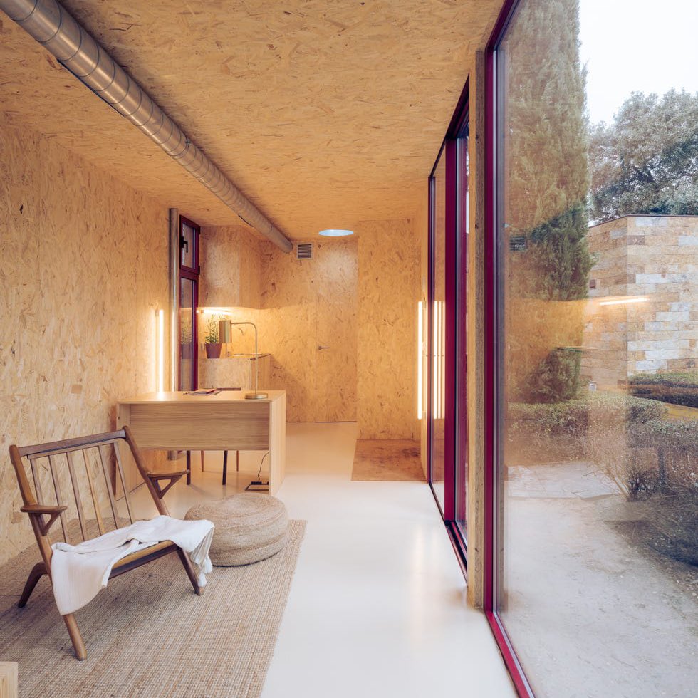 Una mini casa prefabricada será tu nuevo despacho en el jardín. nuevoestilo.es/terraza-jardin…

Proyecto: Tiny Home 
Fotos: Miguel de Guzmán