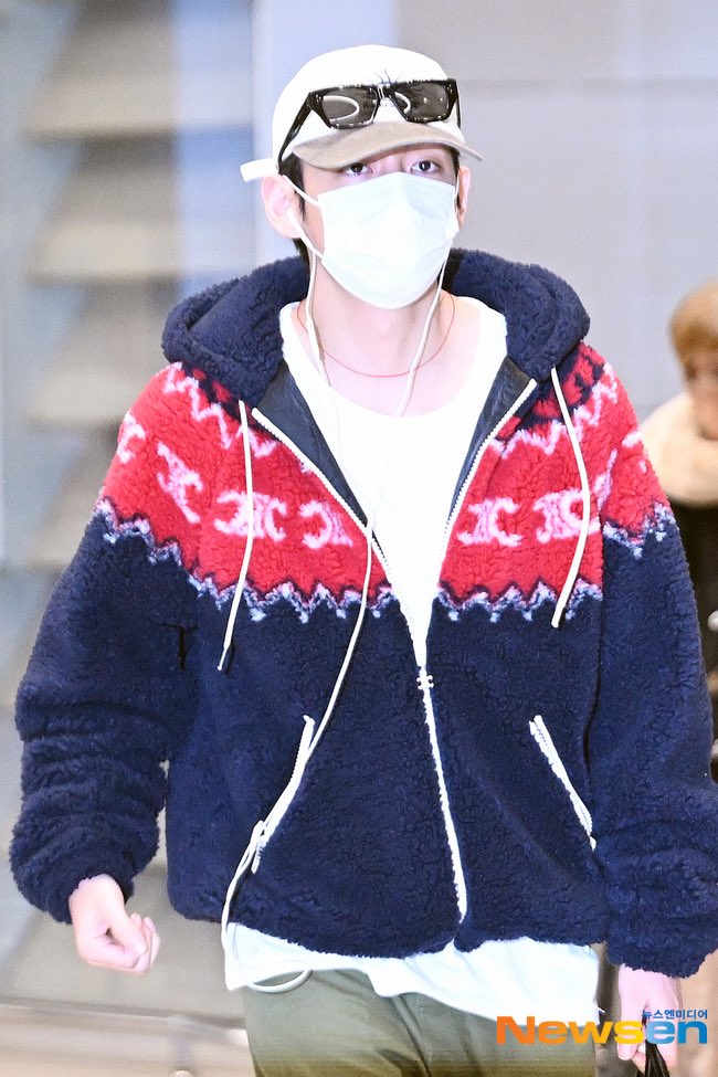 Konami🙋🏻‍♂️ ❄️𝓦𝓲𝓷𝓽𝓮𝓻 𝓐𝓱𝓮𝓪𝓭