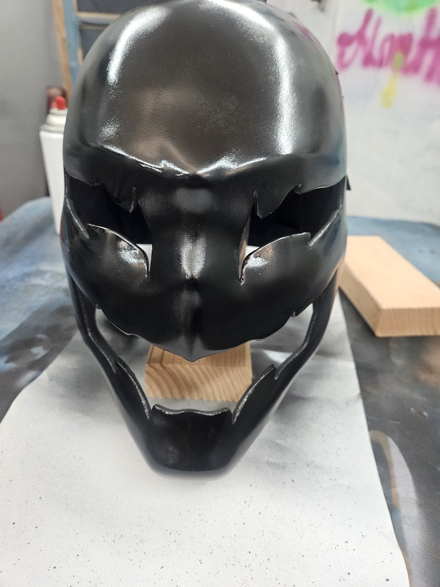 SirnaCosplay's tweet photo. I LOVE how the Gloss came out for my  #Dormammu helmet! Debating going over with a satin coat. Would love feedback on this.

 #3dprinting #cosplay #cosplaywip #MarvelComics #marvel #doctorstrange #mcu 
  #cosplayer #3dprops #cosplayer

File from: 3DIMENSIONSSTUFF on @cults3d https://t.co/Nuxue41bGk
