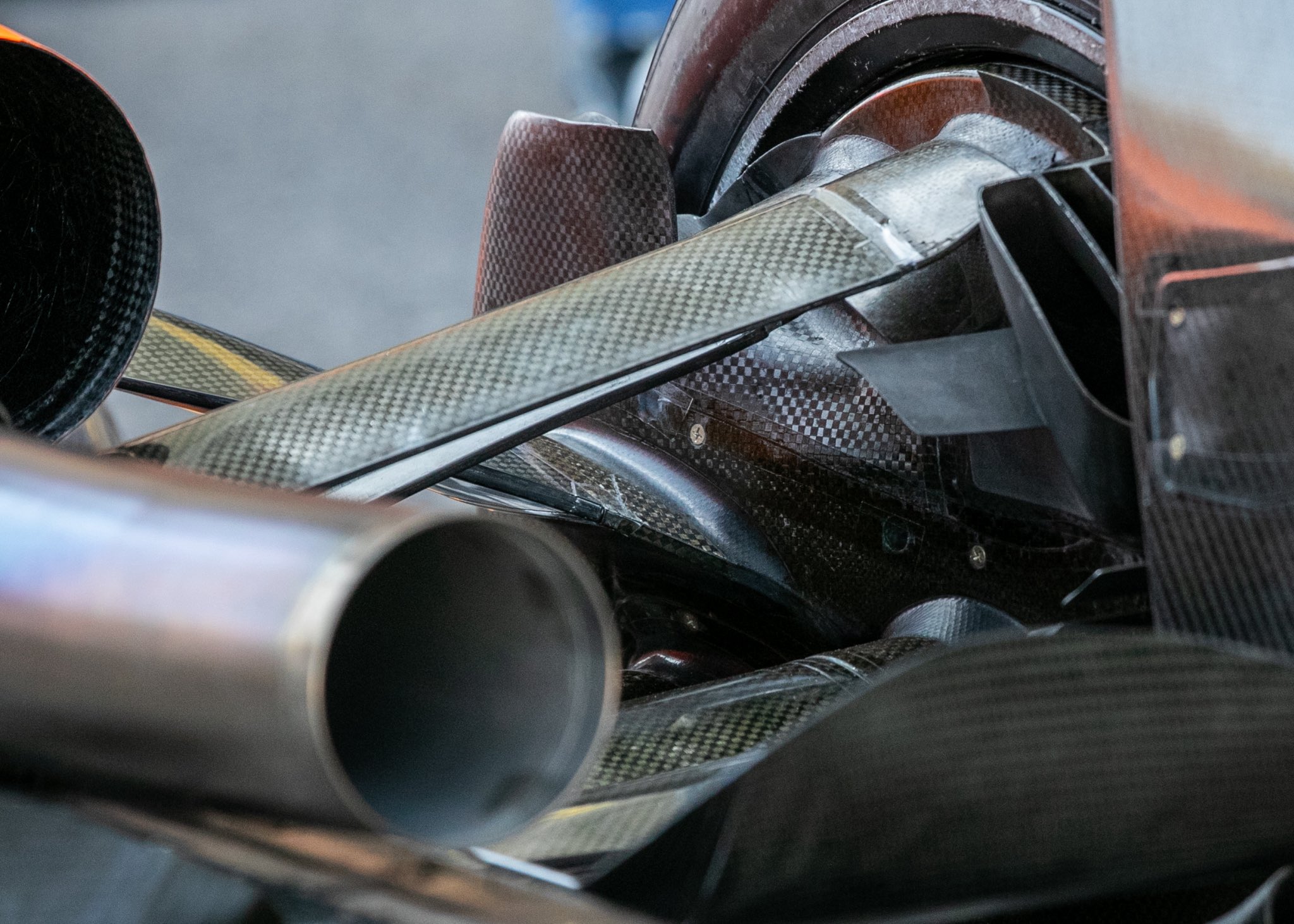 G4YUI7HWwAA0369?format=jpg&name=large