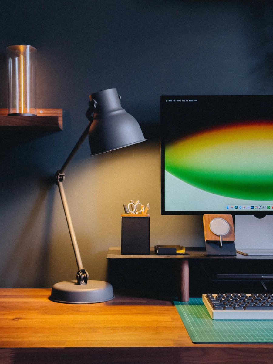 workspacesxyz's tweet image. The kind of setup that makes that late-night work feel... peaceful 😌
