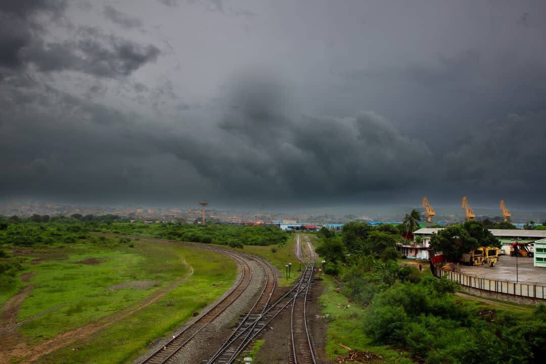 Minuto a Minuto🌀 Melissa 

El viceministro primero del Ministerio del Transporte, se encuentra en Santiago de Cuba supervisando las acciones implementadas en instalaciones ferroviarias para proteger los medios y recursos ante la inminente llegada de Melissa.