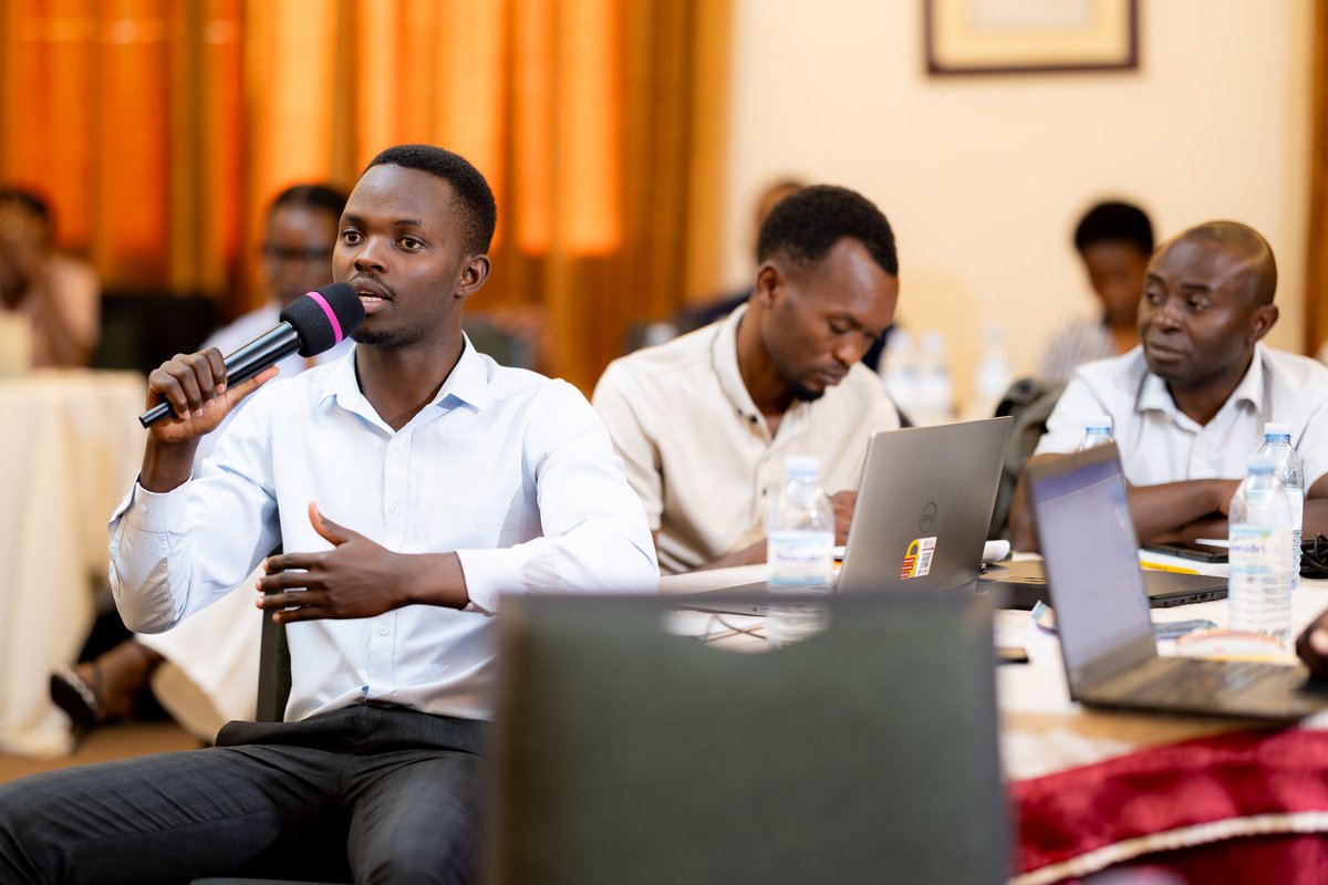 Anxious_Niwa's tweet photo. As we concluded the #Philanthropy4Development close out meeting, several organizations joined In roundtable discussions,  and made commitments on the sustainability and scalability of the project, beyond formal project duration.  #Give4Good #Give4Devt  #OmutimaOmugabi @ngoforum https://t.co/vYmS7NrR41