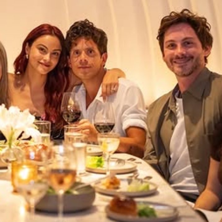 yellow robe smith tweet media