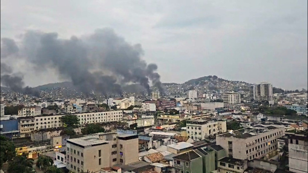 mtst's tweet image. OPERAÇÃO ELEITOREIRA DE CLAUDIO CASTRO É UM FRACASSO

O despreparo do governo do estado em proteger a população é claro. Foram 60 mortes e menos apreensões de fuzis do que as realizadas no condomínio Vivendas da Barra, em uma casa vizinha à família Bolsonaro, sem um único tiro.