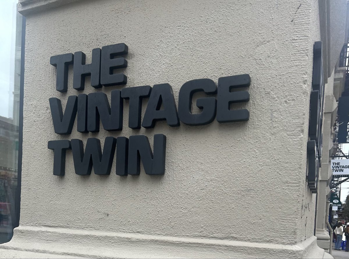 That’s not unc that’s just vintage twin