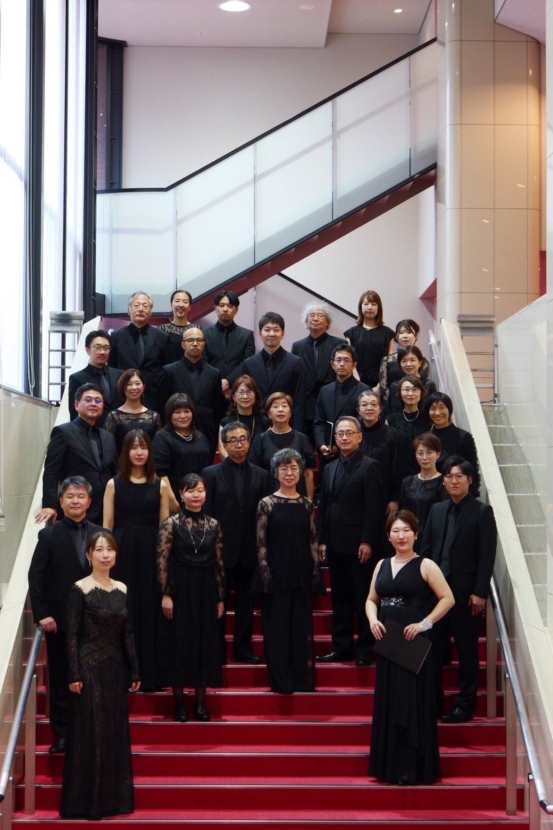 EnsembleIshtar's tweet photo. 2025.10.19台東区合唱祭at浅草公会堂、イシュタル歌いました〜🌟
衣装は珍しく黒づくめ😎
連盟の皆さま、ご来場のお客様、ありがとうございました😊 https://t.co/xXLX8twPoW