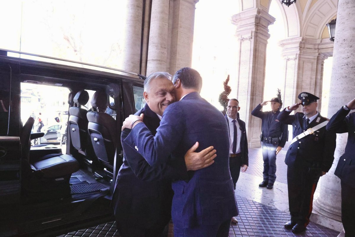danielebertana's tweet photo. Storica giornata per il MIT. Un grande Primo Ministro in visita all’amico @matteosalvinimi .
🇮🇹🤝🏻🇭🇺

@PM_ViktorOrban https://t.co/vKi4DUo5Df
