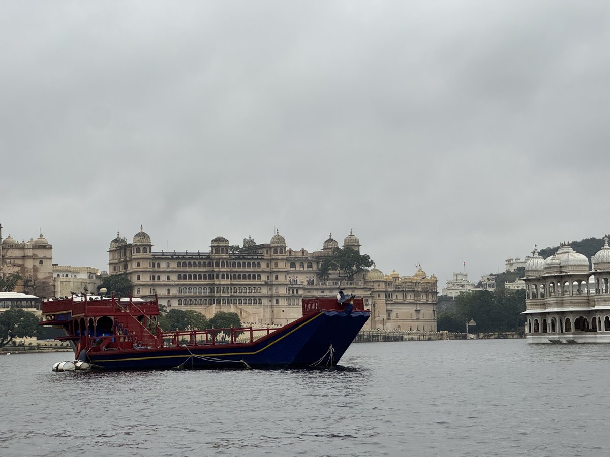 Tnshqqq_'s tweet image. Having a great time.