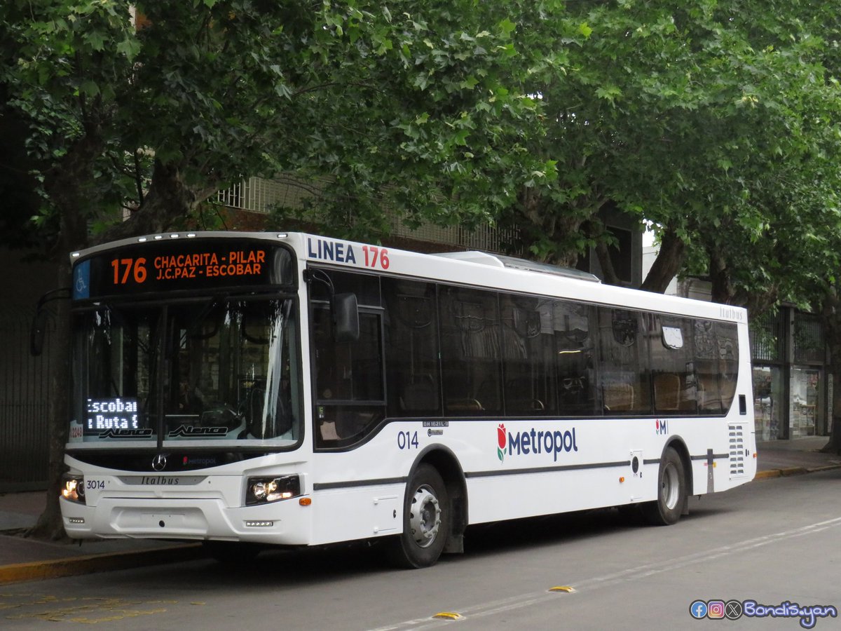 BondisYan's tweet photo. Nuevo interno 3014 de la #linea176
.
#lanuevametropol #italbus https://t.co/r81CMiaCRM