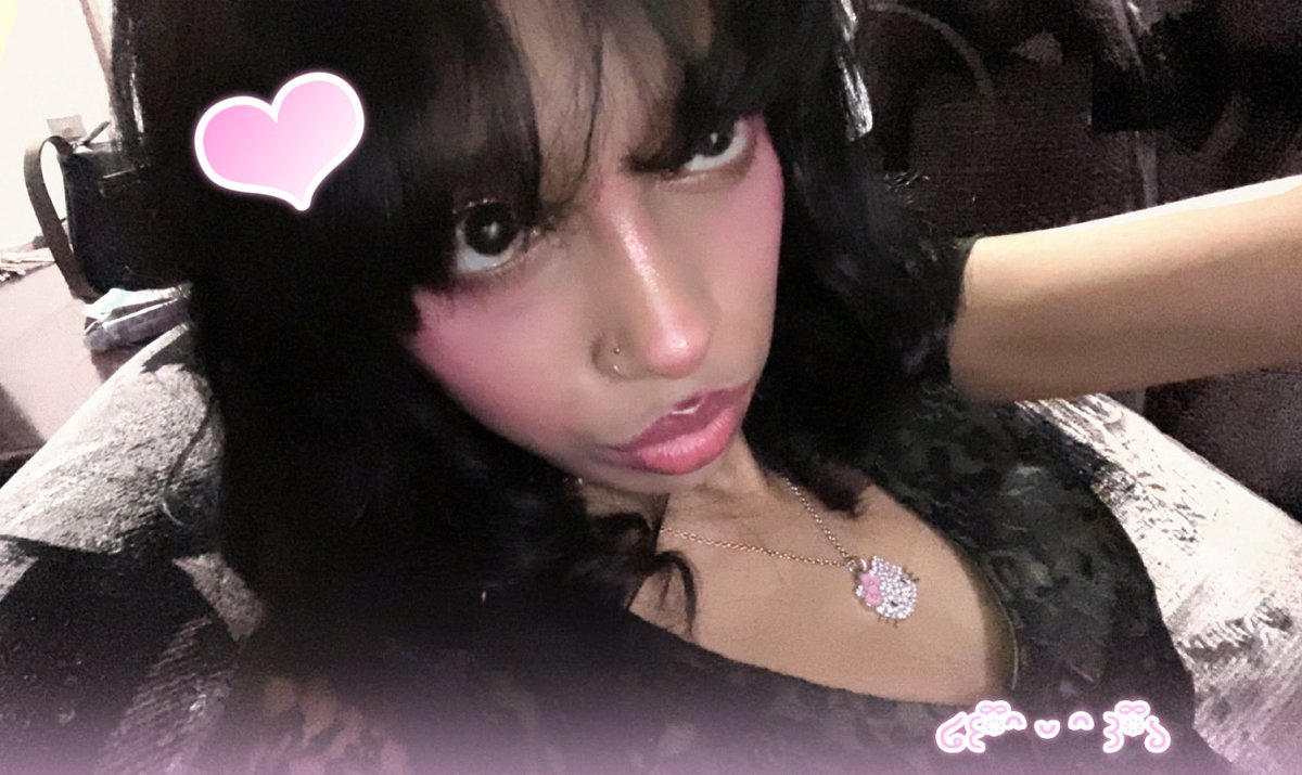 𝜗𝜚ྀི tweet media