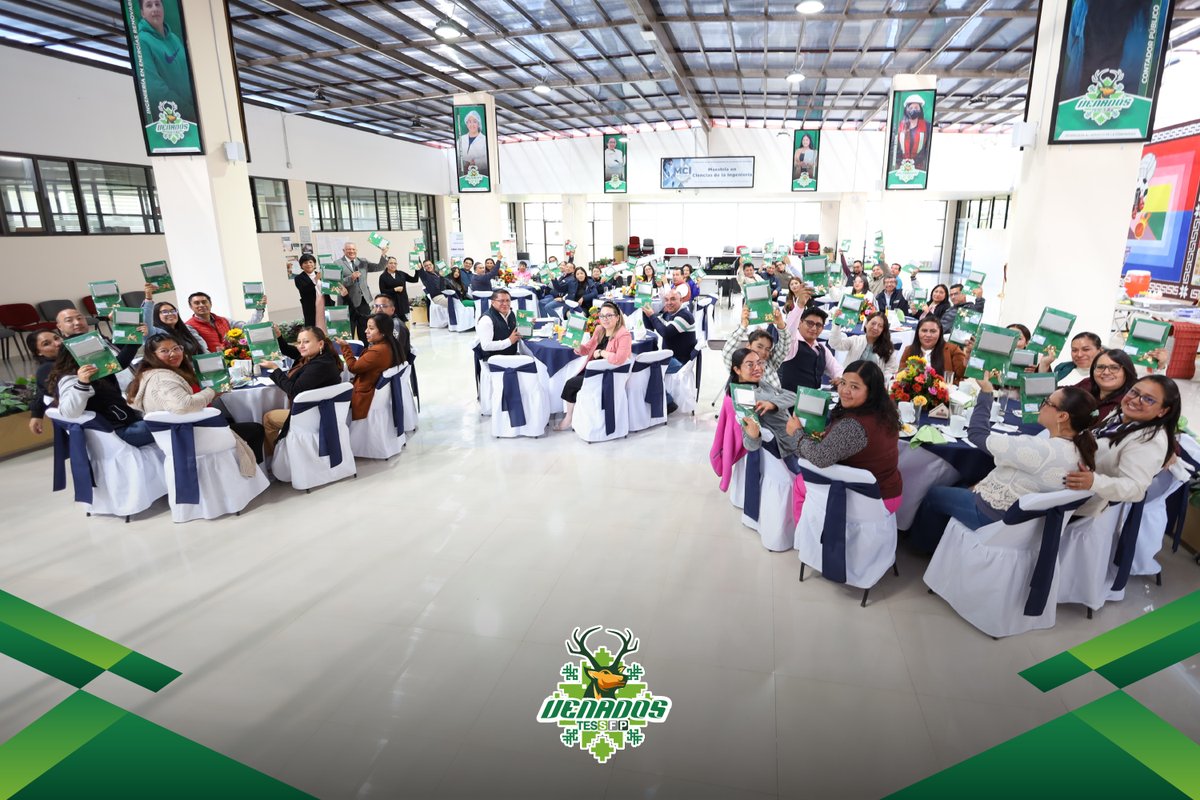 TESSFP_Edomex's tweet image. 🙌 Hoy conmemoramos el Día del Servidor Público.
En el #TESSFP reconocemos con orgullo la dedicación y compromiso de nuestro personal administrativo, cuyo trabajo diario fortalece nuestra institución y transforma vidas. 💙
#OrgulloVenado 🦌 #DíaDelServidorPúblico
