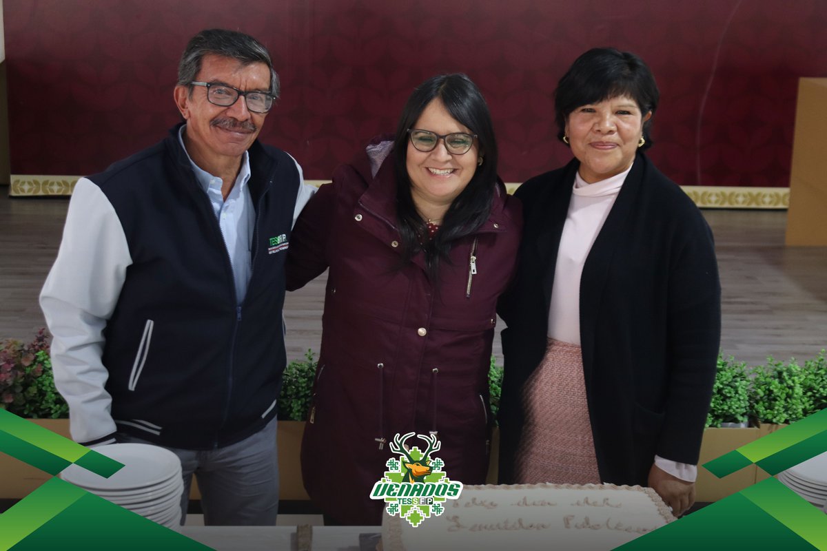 TESSFP_Edomex's tweet image. 🙌 Hoy conmemoramos el Día del Servidor Público.
En el #TESSFP reconocemos con orgullo la dedicación y compromiso de nuestro personal administrativo, cuyo trabajo diario fortalece nuestra institución y transforma vidas. 💙
#OrgulloVenado 🦌 #DíaDelServidorPúblico