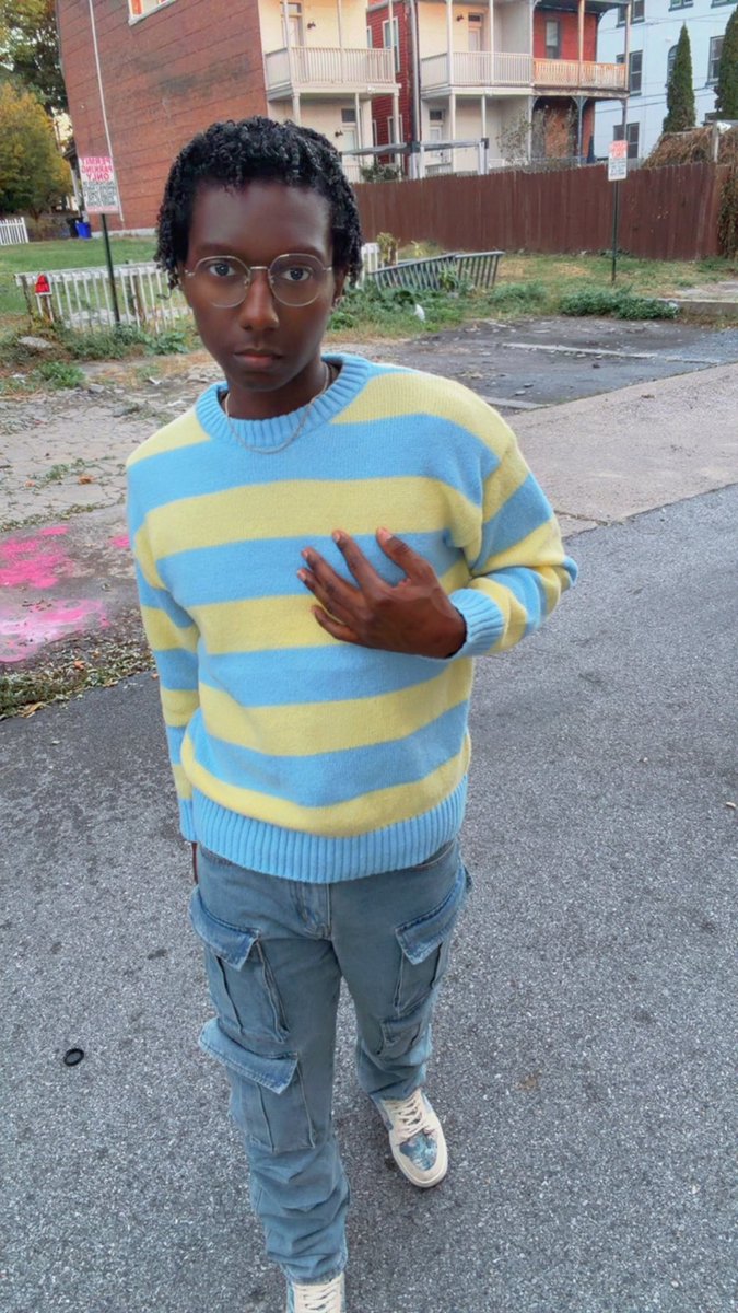 Minions, But make it sexy 😉

#Halloween2025 #NickiMinaj #minion #shein