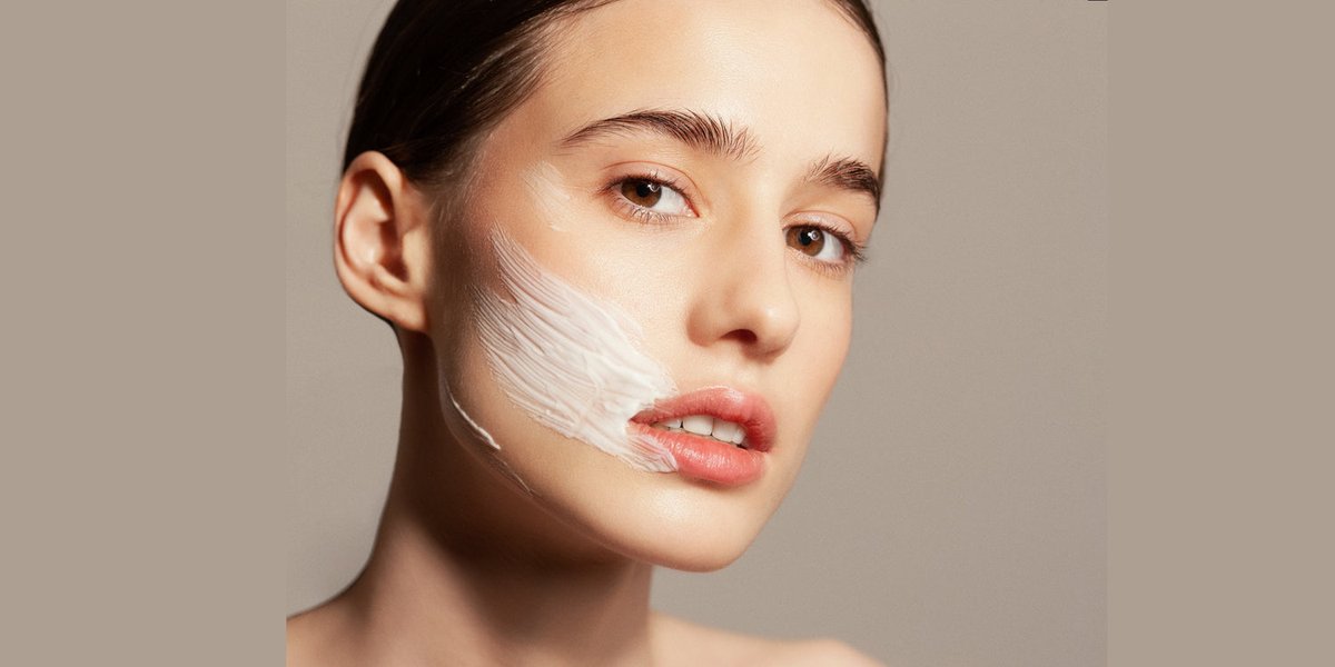 skinvirtue's tweet image. Hyaluronic Acid holds up to 1,000x its weight in water.

That’s why it’s the heart of our Future Advanced Serumist to hydrate, plump, and support sensitive, ageing skin.

🔬 Dermatologist approved. Barrier smart.

🔗 zurl.co/gAdUJ 

#HydrationEssentials #SkinVirtue