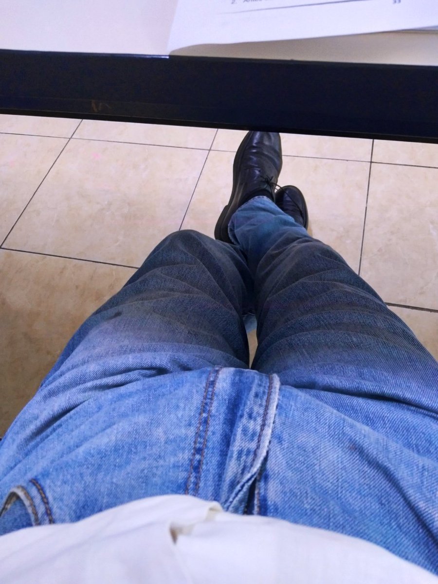 PEPEAVALOS's tweet image. ALEJANDRO JODOROWSKY:
No solo el mundo va cambiando, sino también el ojo que lo mira.