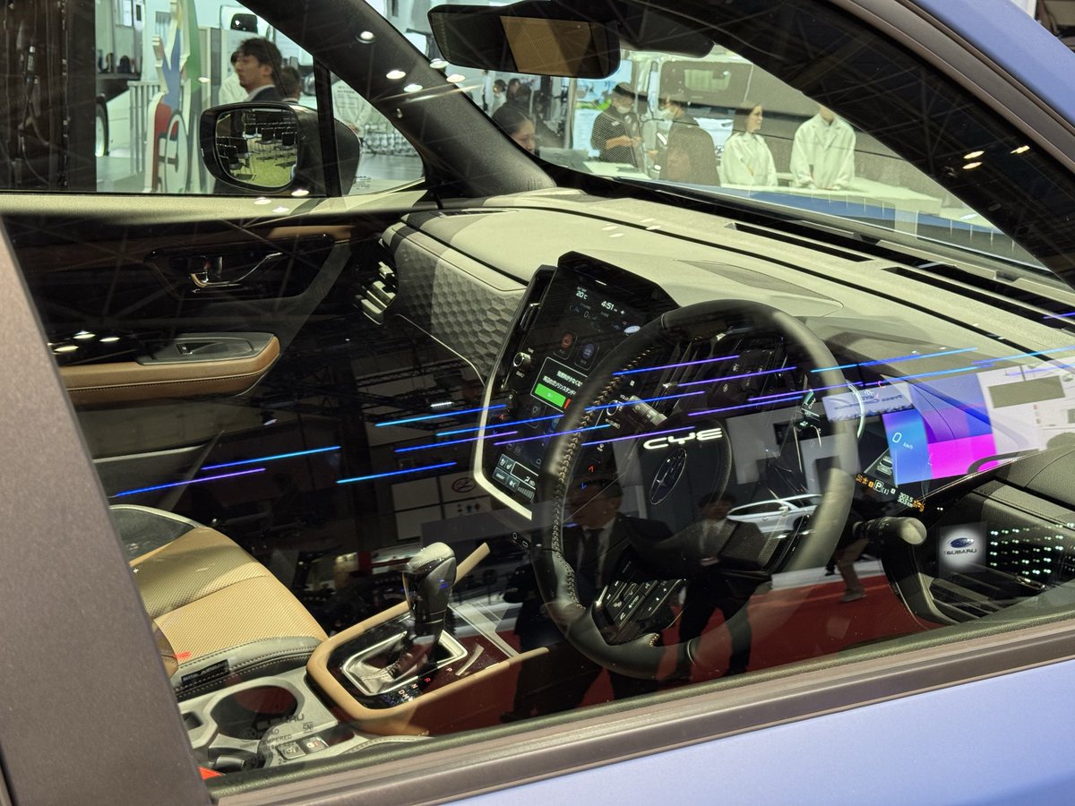 SgpForesterTv's tweet image. スバルブース1番乗り🔥
現場より緊急続報🚨

JMS2025 スバルブースに展示されているフォレスターウィルダネスのハンドル位置は右‼️！！

いや〜メチャクチャカッコ良いな❤️‍🔥