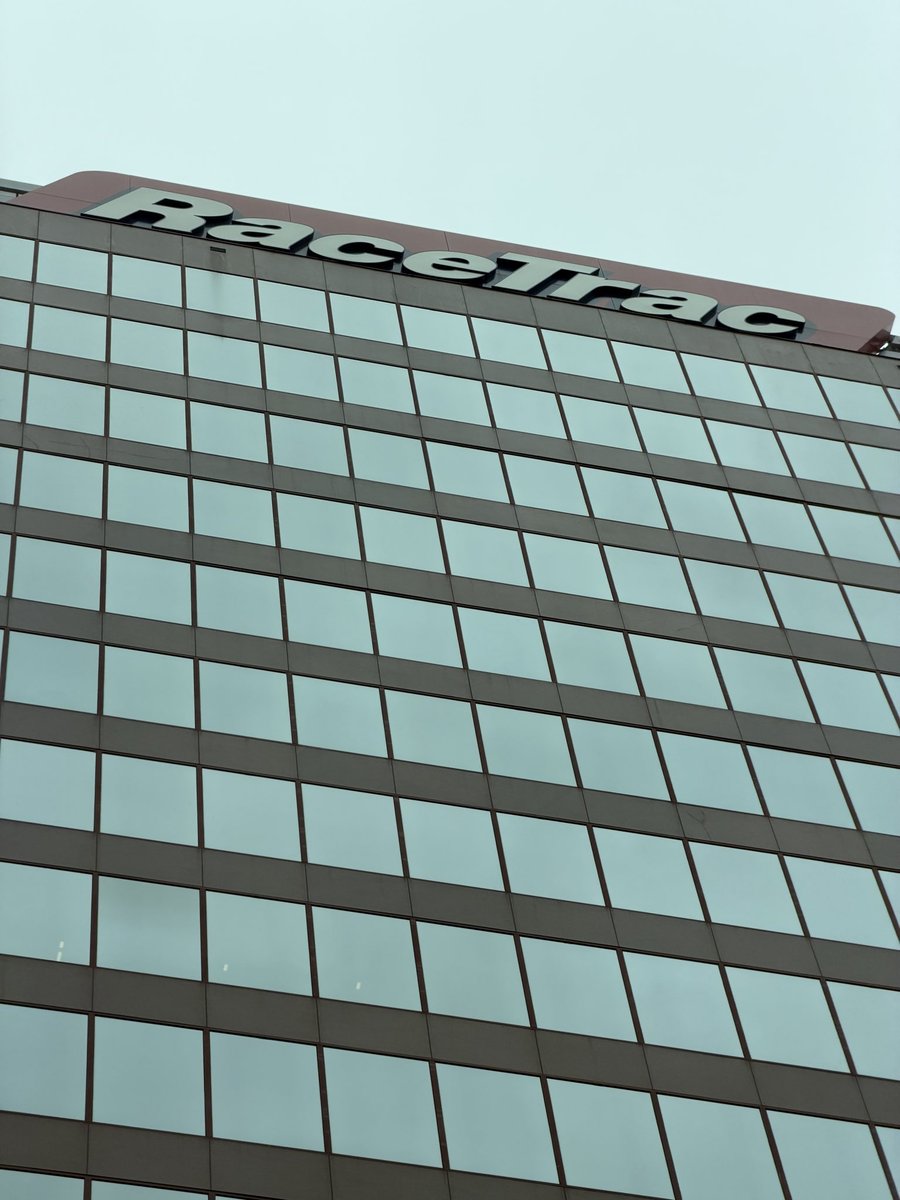 thakurtarun's tweet image. Securing access to data everywhere and anywhere. 

GO VEZA! 

@vezainc 

#letsgo #identitysecurity