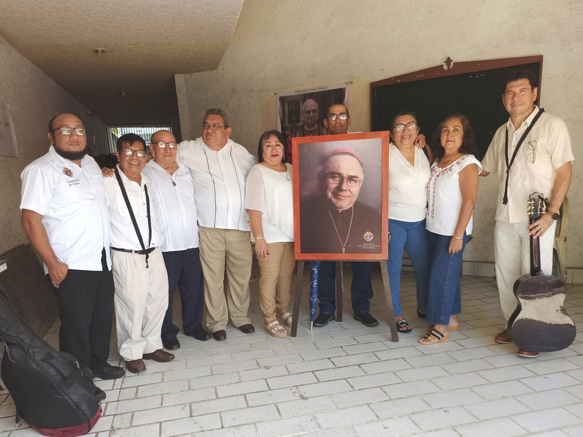 KofC17543's tweet image. Juntos, familiares, amigos y fieles participamos en la Santa Misa por el XVI Aniversario Luctuoso de Mons. Lázaro Pérez Jiménez, patrono de nuestro Consejo, en la Parroquia de Cristo Obrero. Oct 26, 2025.

@KofC #KofC #KnightsofColumbus #CaballerosdeColón