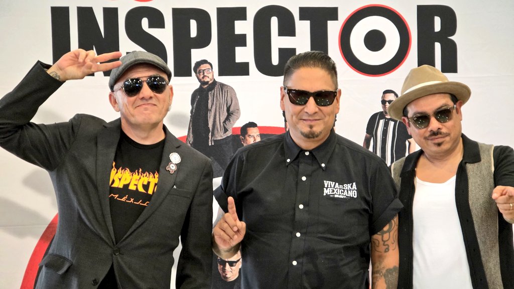 Desvelados_Tv's tweet image. Inspector se presenta este 21 de Noviembre en la @ArenaMtyOficial este Viernes 21 de Noviembre.

La banda regia cumple 30 años de presentar lo mejor del Ska Mexicano y se encuentran en una rueda de prensa con nuestros compañeros de los medios.

#Ska
#Inspector
#ArenaMonterrey