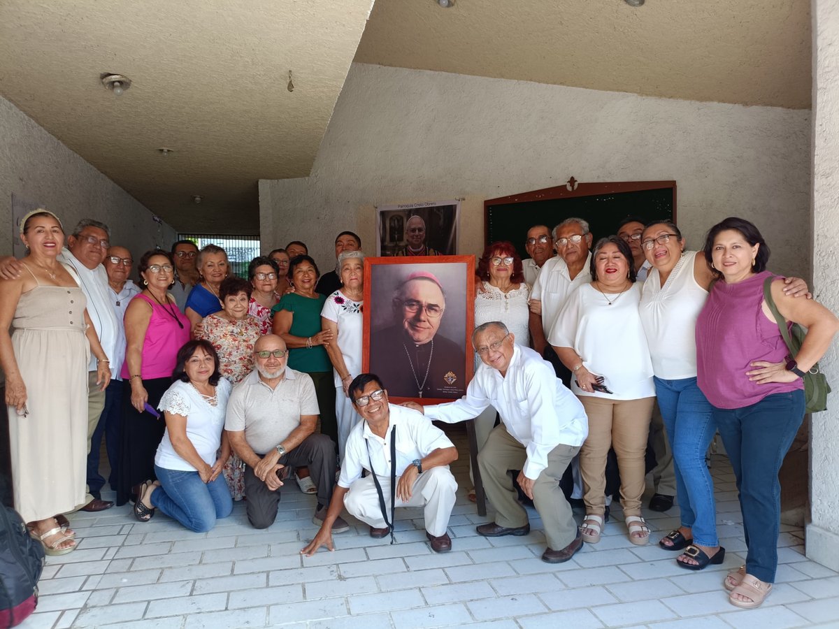 KofC17543's tweet image. Juntos, familiares, amigos y fieles participamos en la Santa Misa por el XVI Aniversario Luctuoso de Mons. Lázaro Pérez Jiménez, patrono de nuestro Consejo, en la Parroquia de Cristo Obrero. Oct 26, 2025.

@KofC #KofC #KnightsofColumbus #CaballerosdeColón