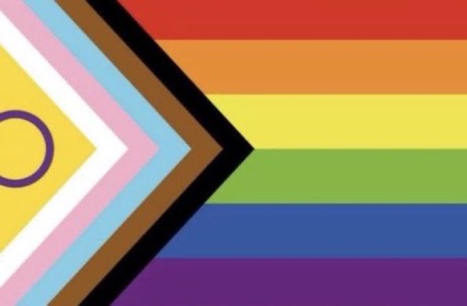 mitskiacervo's tweet image. 🚨| A cantora Mitski doou US$ 1.000.000 para a comunidade LGBTQIA+.

“Espero que eles encontrem uma cura”, afirmou a cantora.