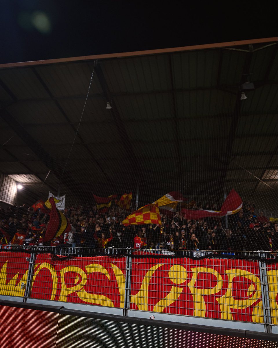 LEMANSFC's tweet photo. 𝐌𝐞𝐫𝐜𝐢 ❤️💛 https://t.co/8GEIgtWz46