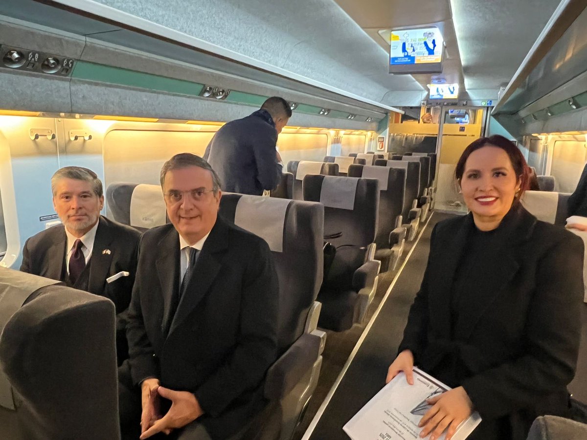 m_ebrard's tweet image. México presente en APEC 2025: “ construyendo un futuro sustentable” Habrá sesiones sobre cómo conectar mejor nuestras economías, acelerar la innovación y ampliar la prosperidad  del Asia-Pacífico, región que concentrará cada vez más el crecimiento económico.