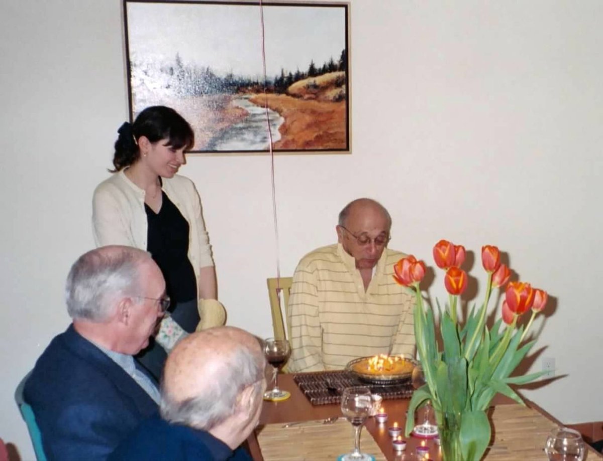 VictoriaTishman's tweet image. My late dad, Donald Tishman, was an award-winning real estate developer, political activist, and my best friend. I see so much of him in President Trump—his strength, vision, and love for America. 

🇺🇸 

#DonaldTishman #LegacyOfLeadership #RealEstateDevelopment #AffordableHousing…