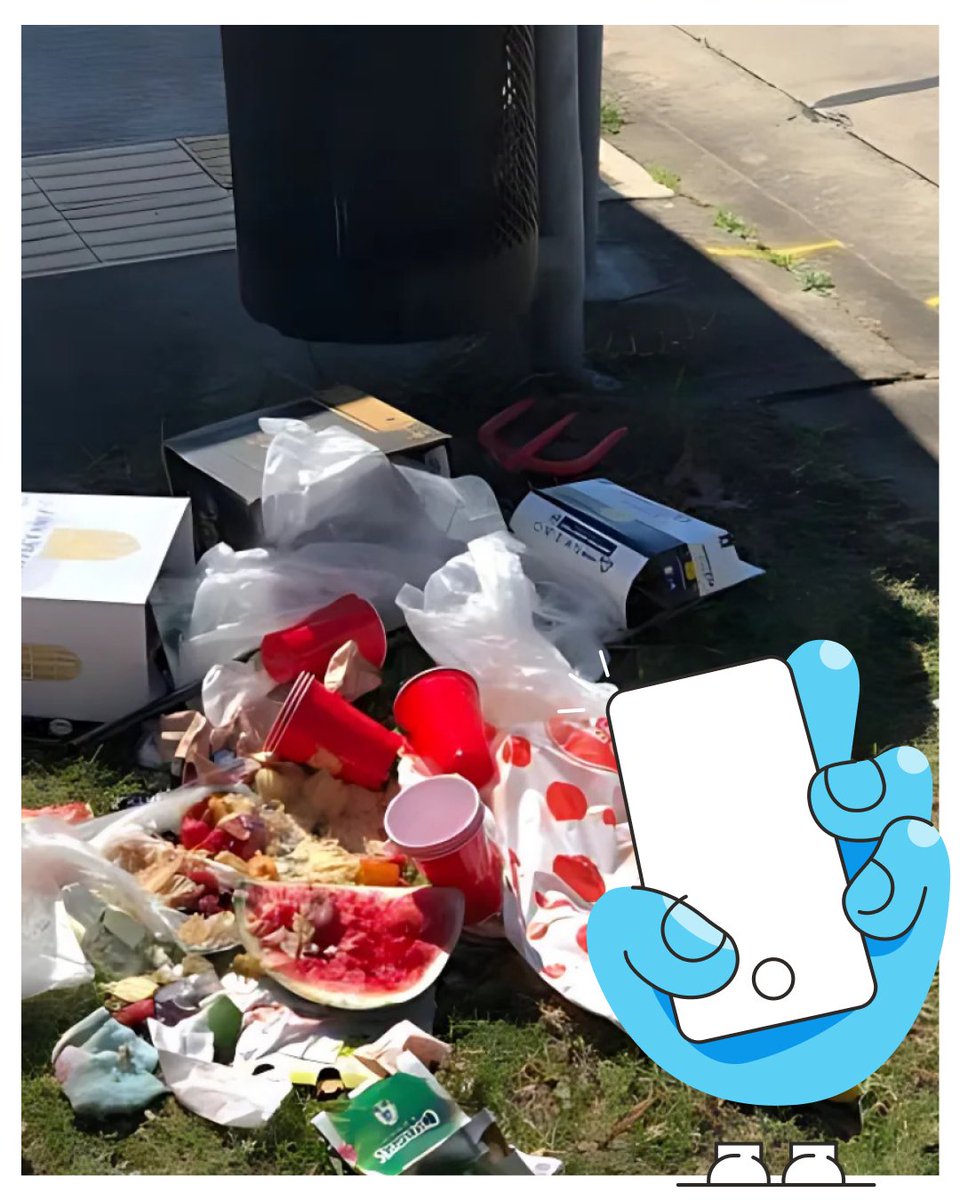 SnapSendSolve's tweet image. With Halloween just around the corner, let’s keep the spooky vibes to costumes, not our streets. 👻

Planning a party? Remember to bin those decorations, wrappers and takeaway containers properly.
And if you do spot any dumped rubbish haunting the footpath, remember to Snap it.