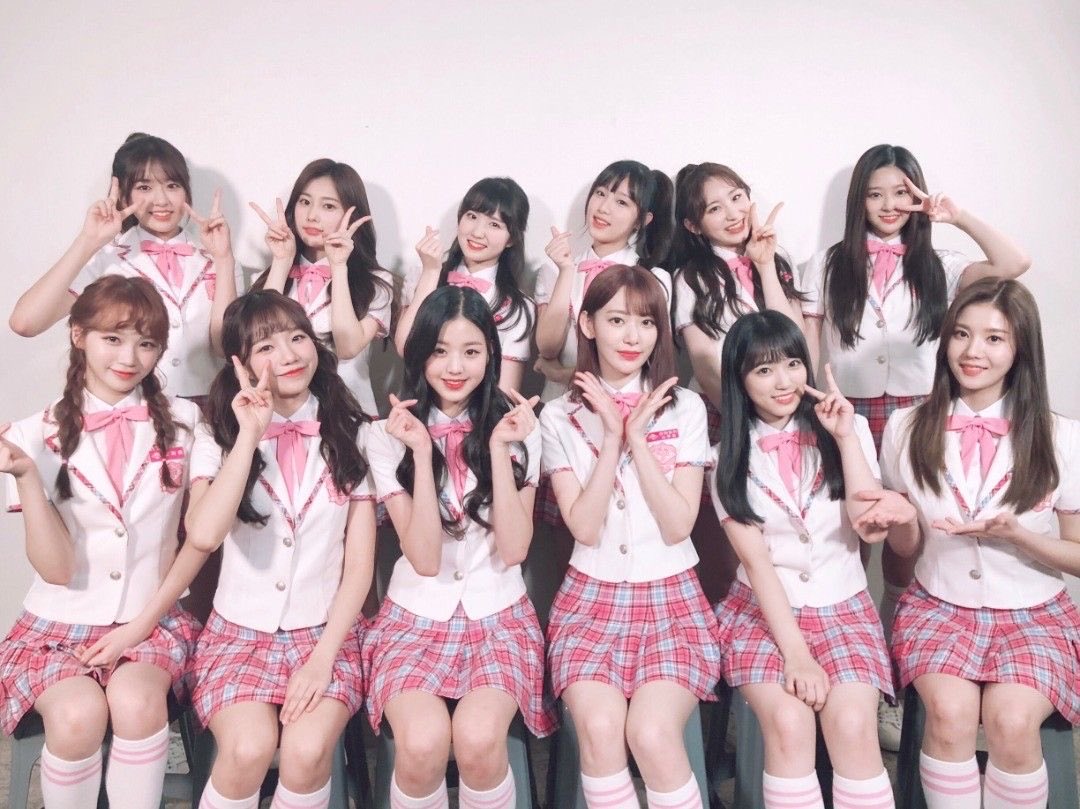 iz_lessera38's tweet photo. IZ*ONE 7周年おめでとう

#영원히_기억될_아이즈원의_7주년
#IZONE_Our7thStory https://t.co/x9rFG8Xikh