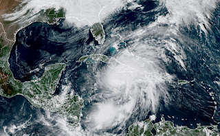 BobBreckFOX8's tweet photo. Mountains Weaken Melissa, Prayers For Jamaica, Real Front Coming, House For Sale

https://t.co/cVd9ZssShX

Major Hurricane Melissa slammed into western Jamaica this morning with nearly 200 mph winds.  Most structures will not survive that kind of force.  Let's hope those in low-lying areas moved away from the water.  Jamaica's tall mountains (7,000'+) have torn into her circulation, with her eye no longer visible.