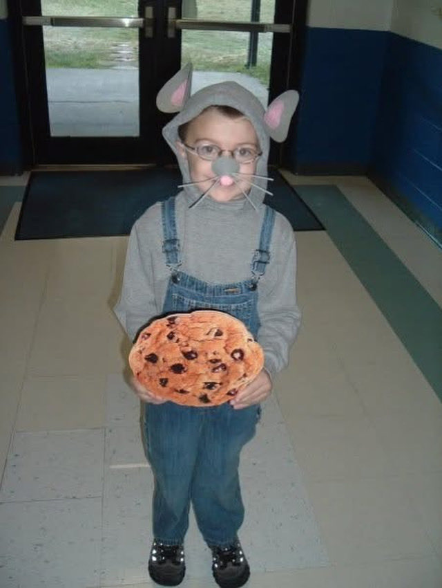 Had such a fun morning at the Reading Rodeo at Stafford Elementary! 🤠📚 Always love getting to share the joy of reading with the kids. What was your favorite children’s book growing up? Can anyone guess mine? 🐭🍪

#ReadingRodeo #StaffordElementary #LoveToRead #CommunityFun