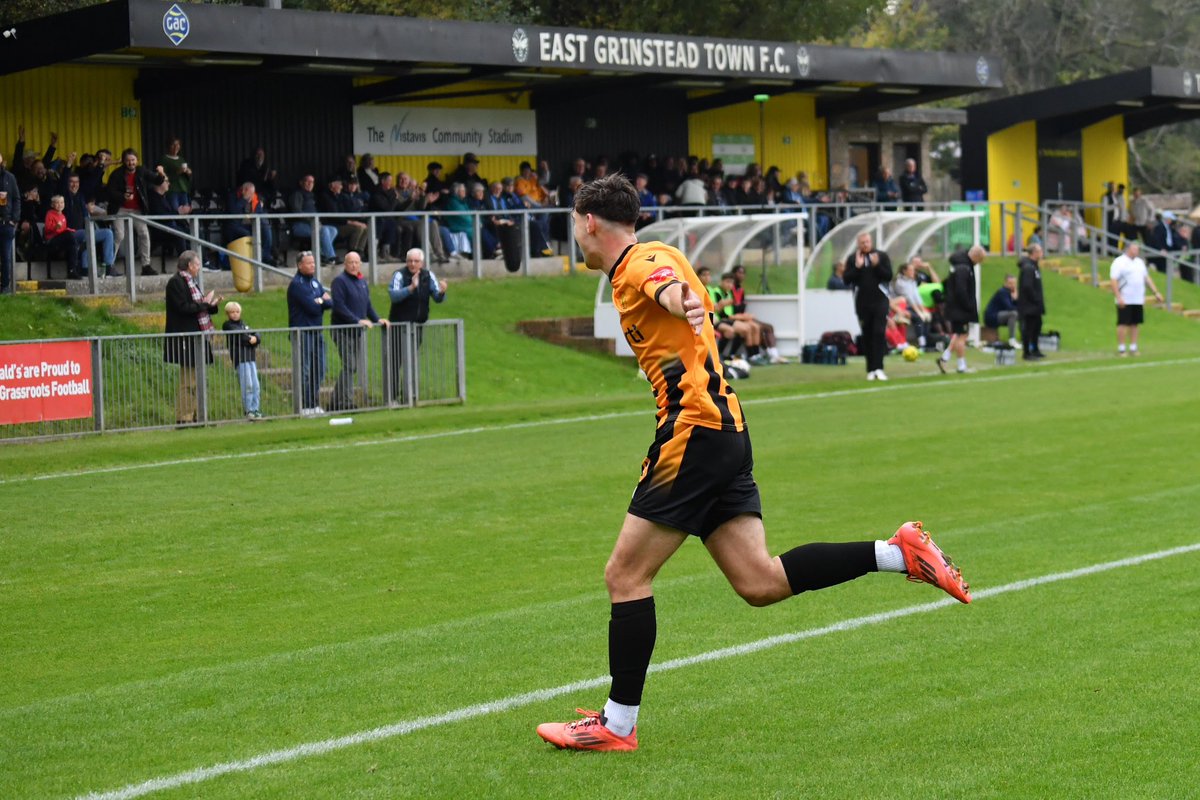 Ollie Rawlins tweet media