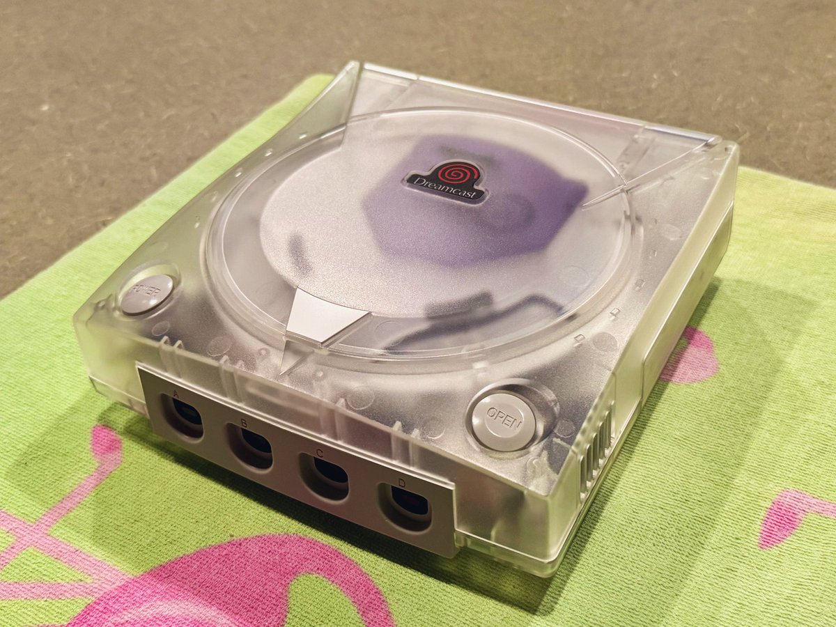 Pimpin’ out the Dreamcast!