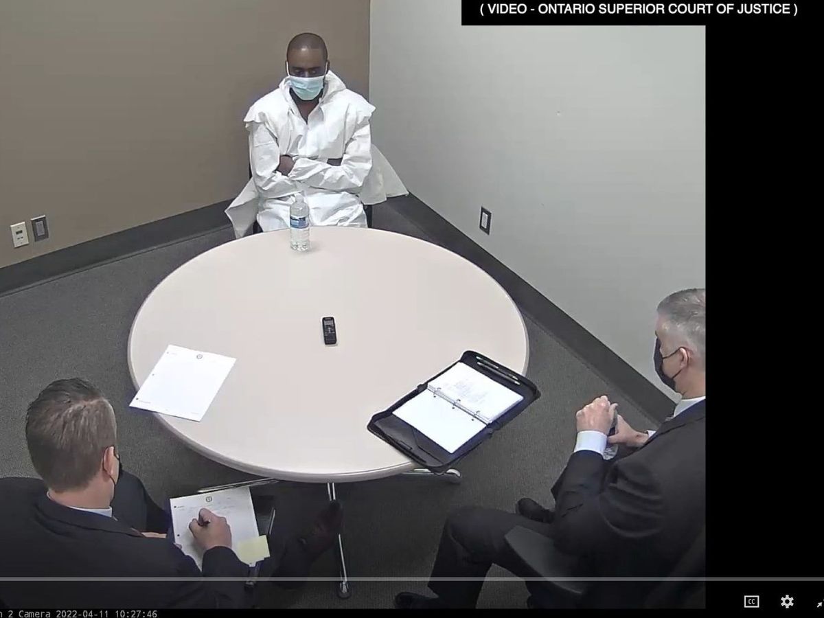 MANDEL: Toronto Police had gunman in sight before his second killing torontosun.com/opinion/column…