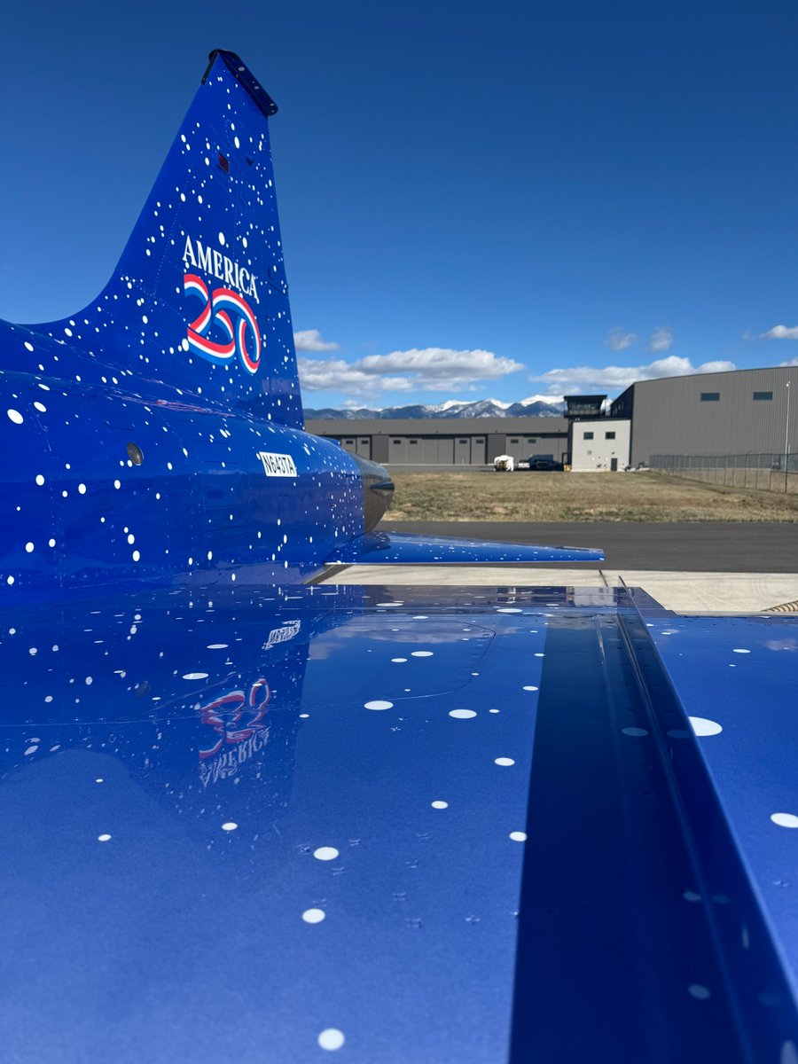 rookisaacman's tweet image. Beautiful day to fly in Bozeman, Montana--snow already on the mountains.