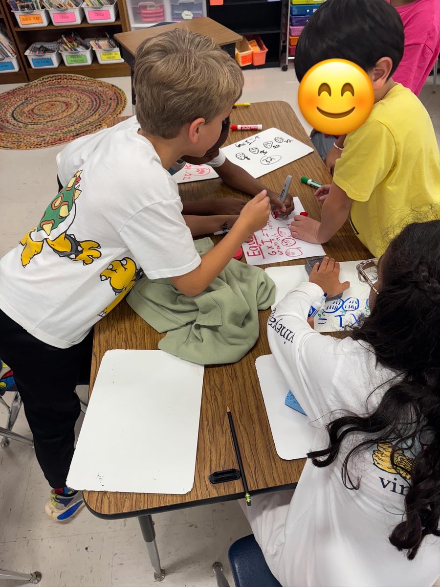 ashley_cox2's tweet photo. 3rd graders at Garrett Elementary are learning and teaching each other different strategies for multiplying numbers. #teamwork #mathstrategies @ABSSPublic https://t.co/gKJUHl1G60
